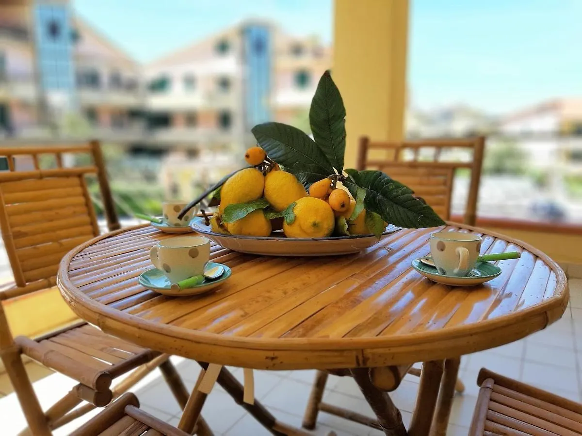 Aparthotel Living Piraino Case Vacanze
